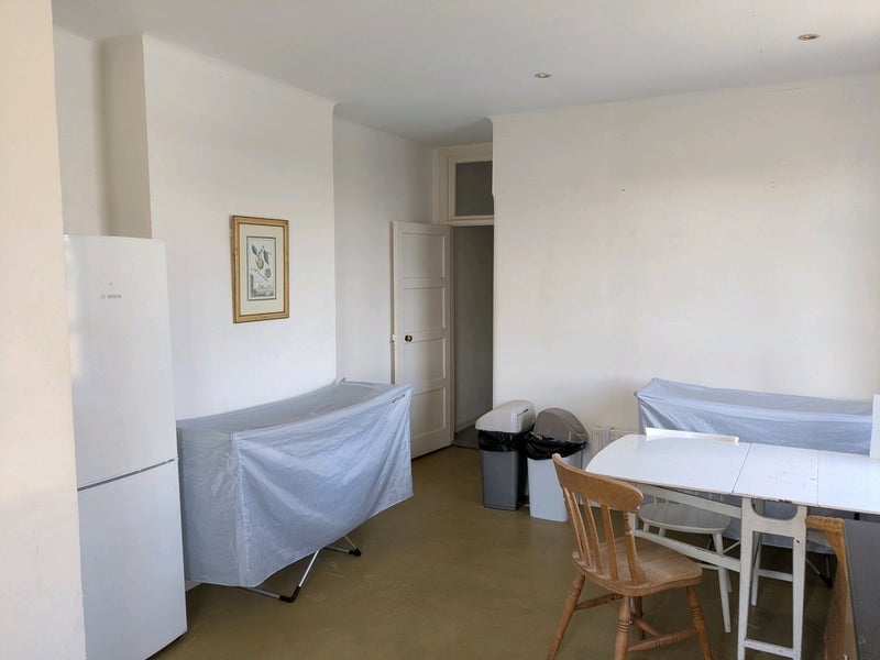 Room Lyham Road in Greater London