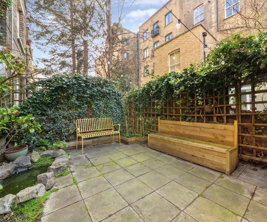 Flat Claverton Street in City of Westminster