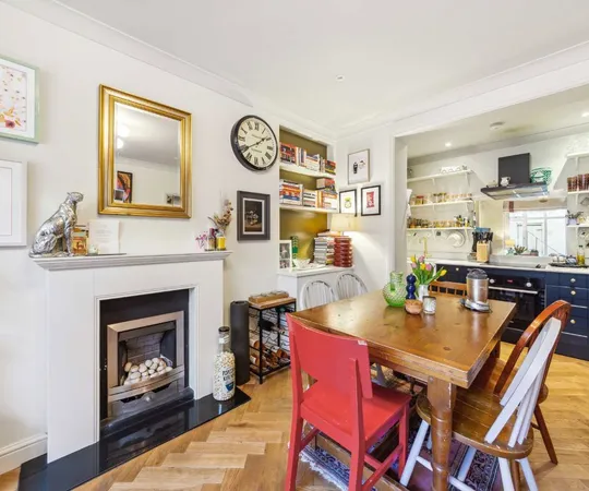 Flat Claverton Street in City of Westminster