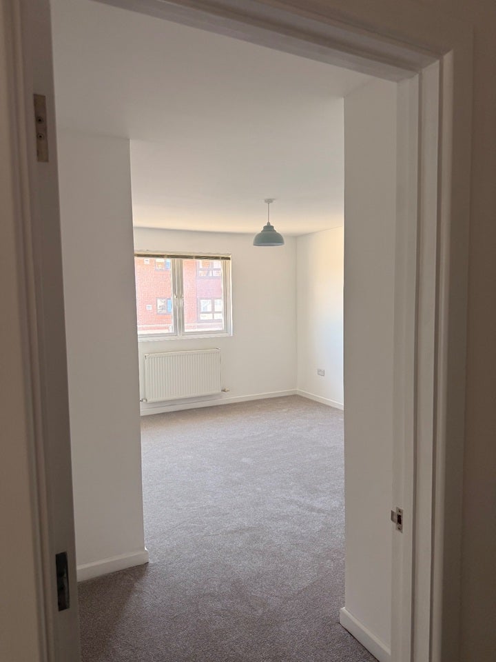 Flat Albert Road in Portsmouth