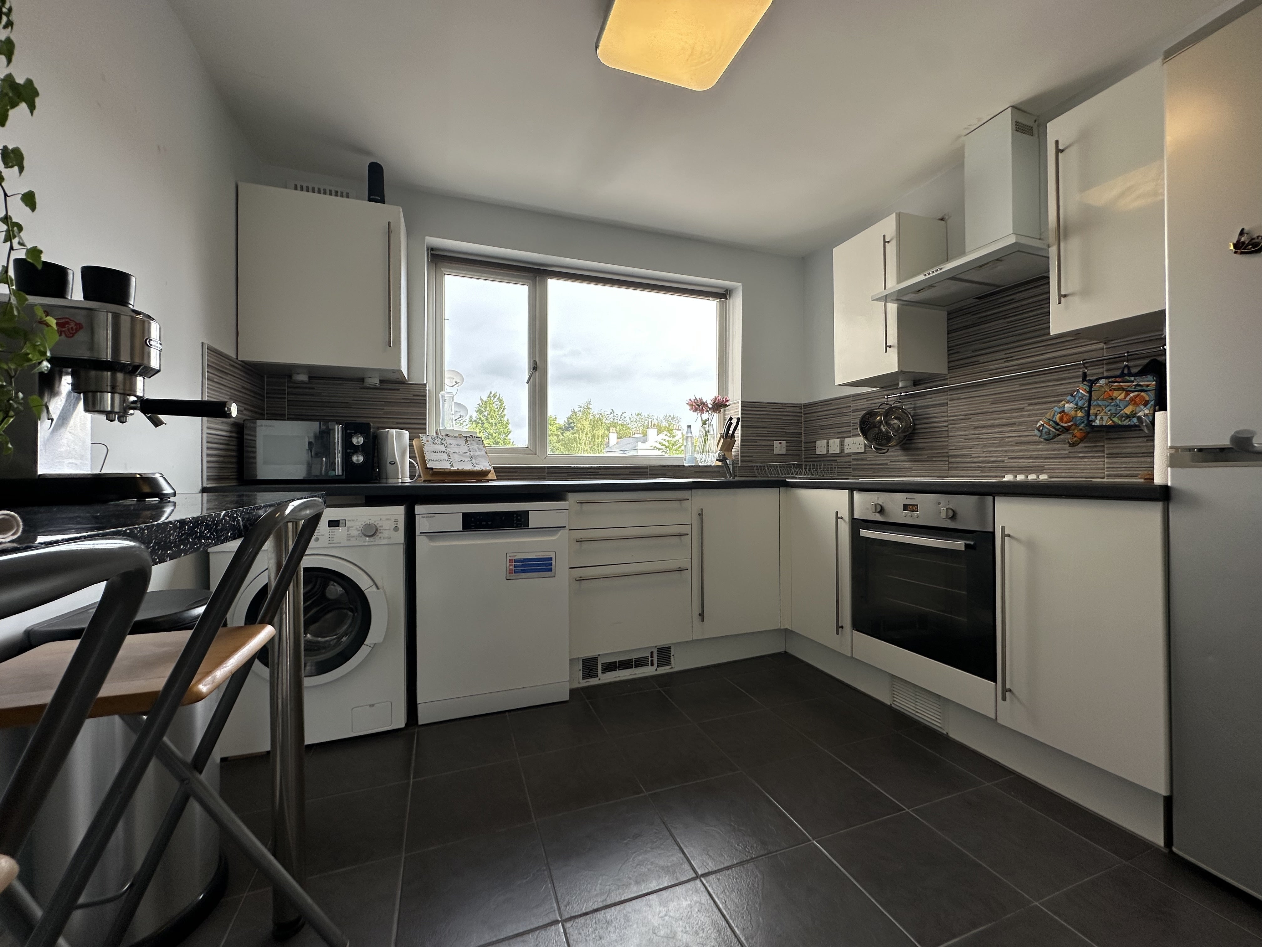 Flat Leam Terrace in Royal Leamington Spa