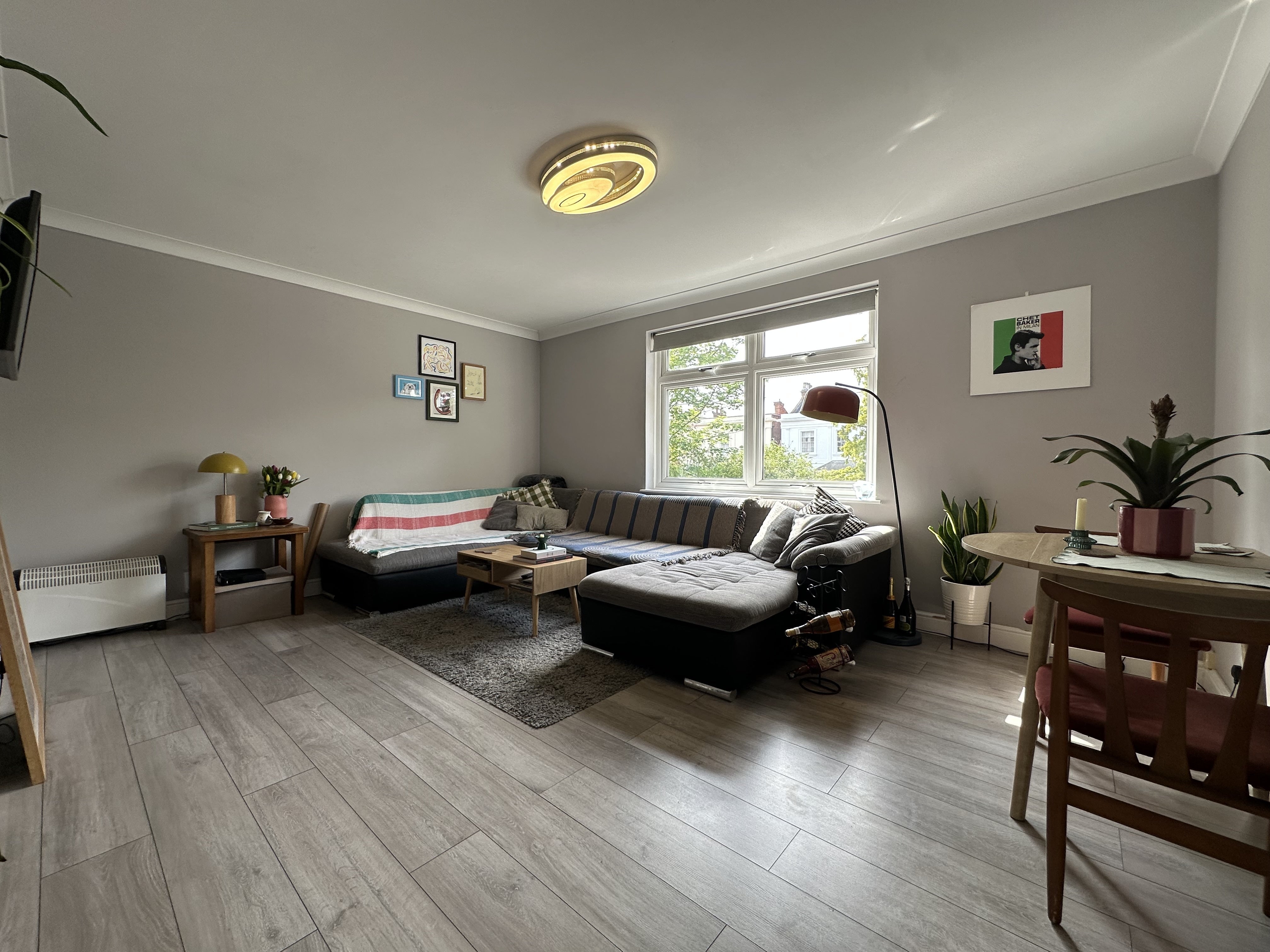 Flat Leam Terrace in Royal Leamington Spa