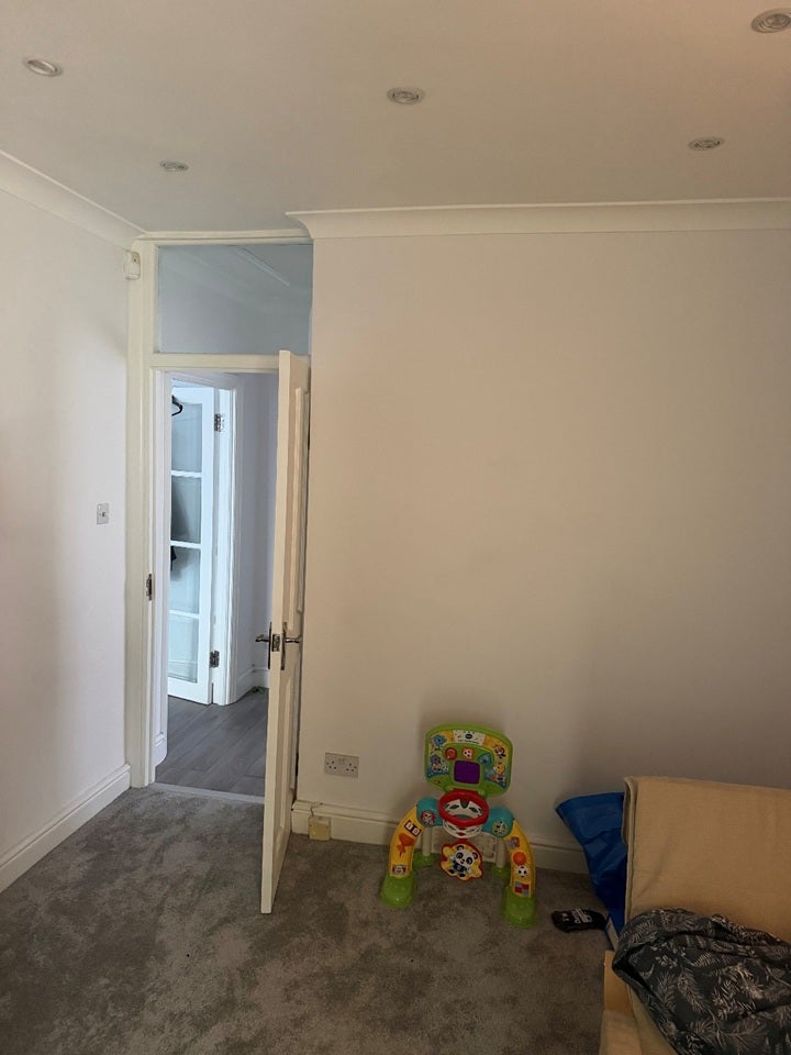 Room Beaumont Avenue in Greater London