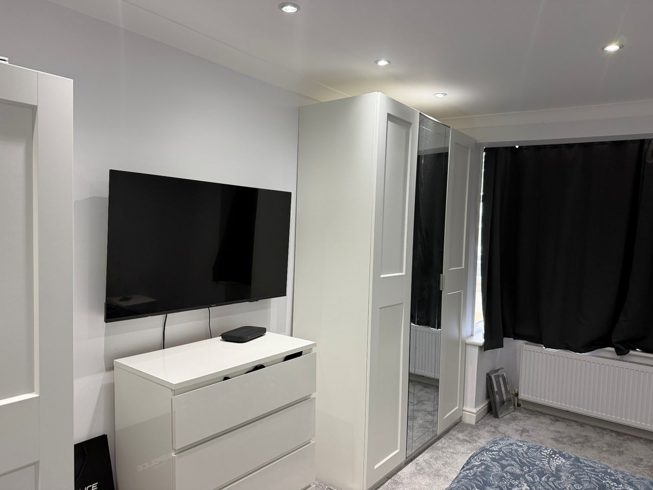 Room Beaumont Avenue in Greater London