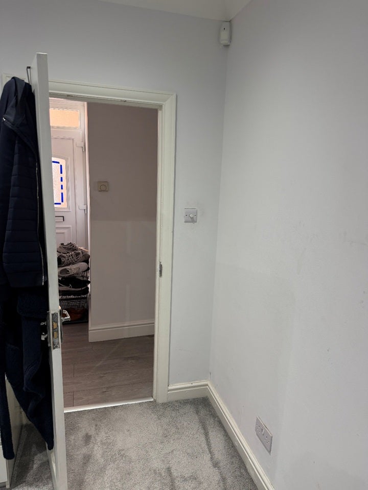 Room Beaumont Avenue in Greater London