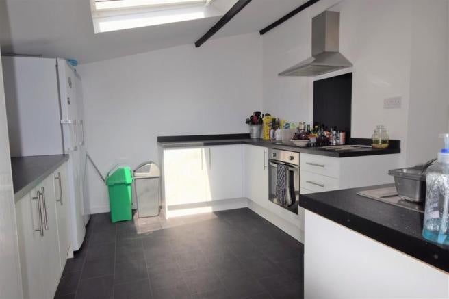 Room Tothill Road in Plymouth
