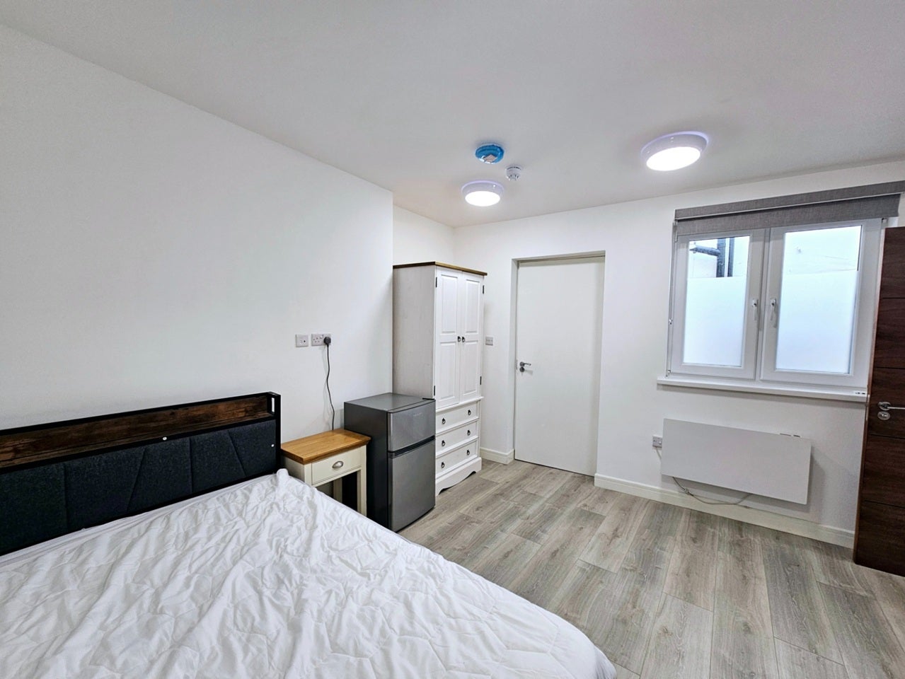 Room Hythe Street in Dartford