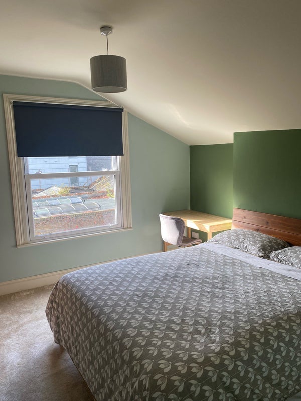 Room Edgeley Lane in Greater London