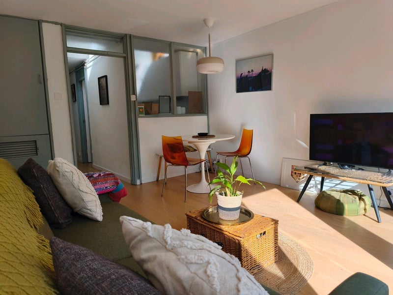 Flat Broome Way in Greater London