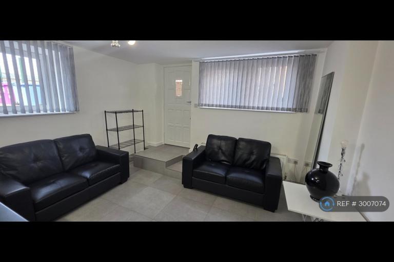 Room Tate Street in Liverpool