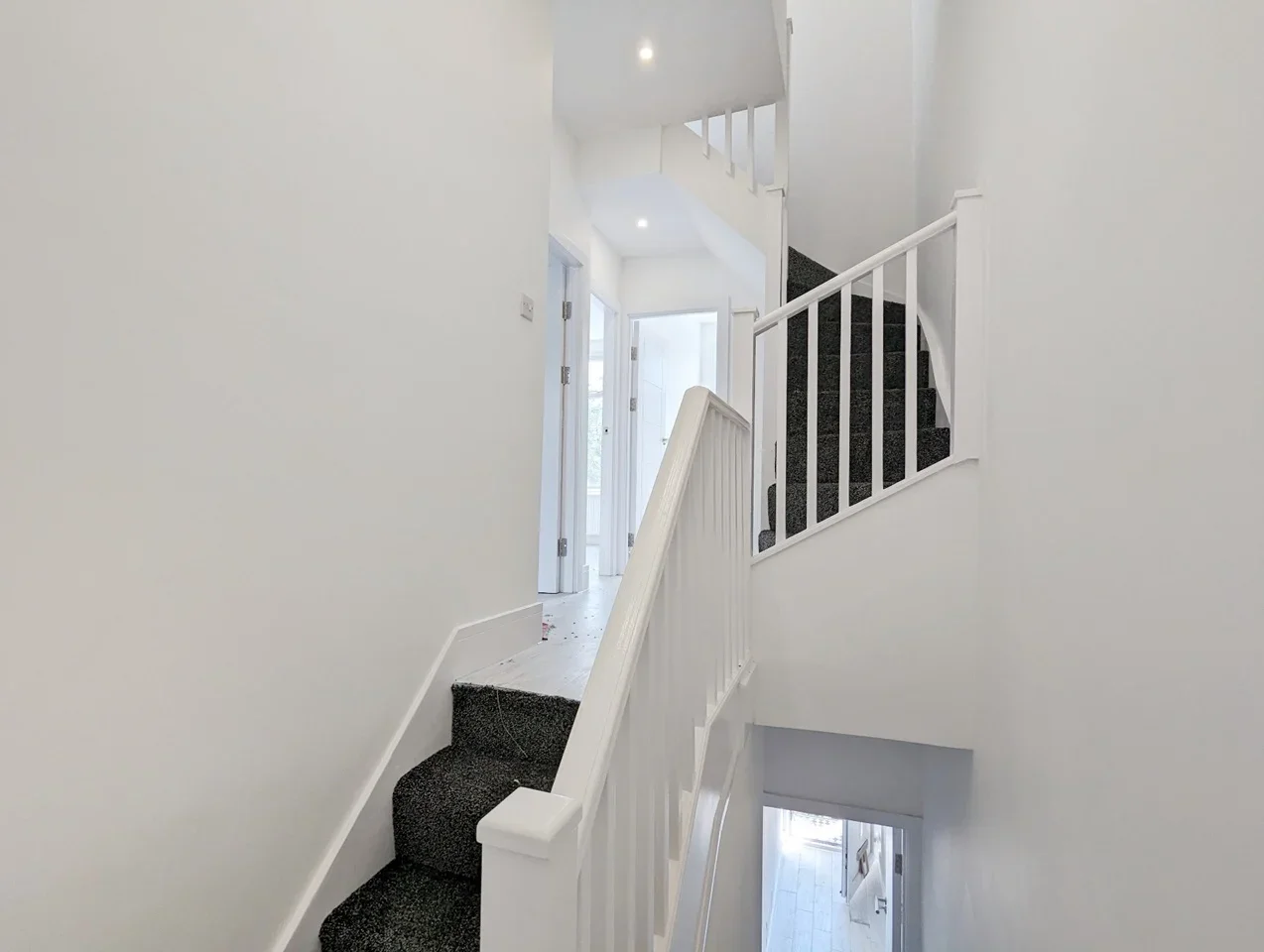Flat Beaconsfield Road in Greater London