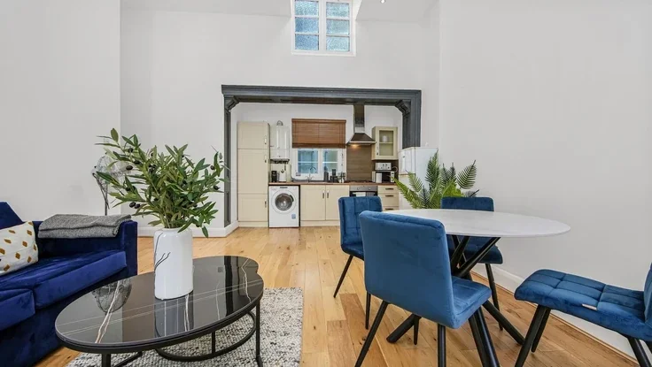 Flat Westbourne Terrace in City of Westminster