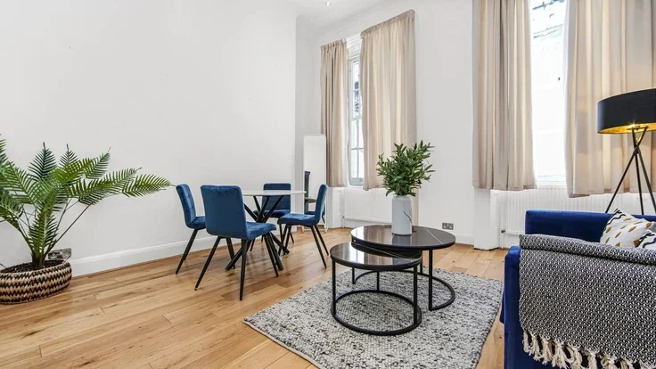 Flat Westbourne Terrace in City of Westminster
