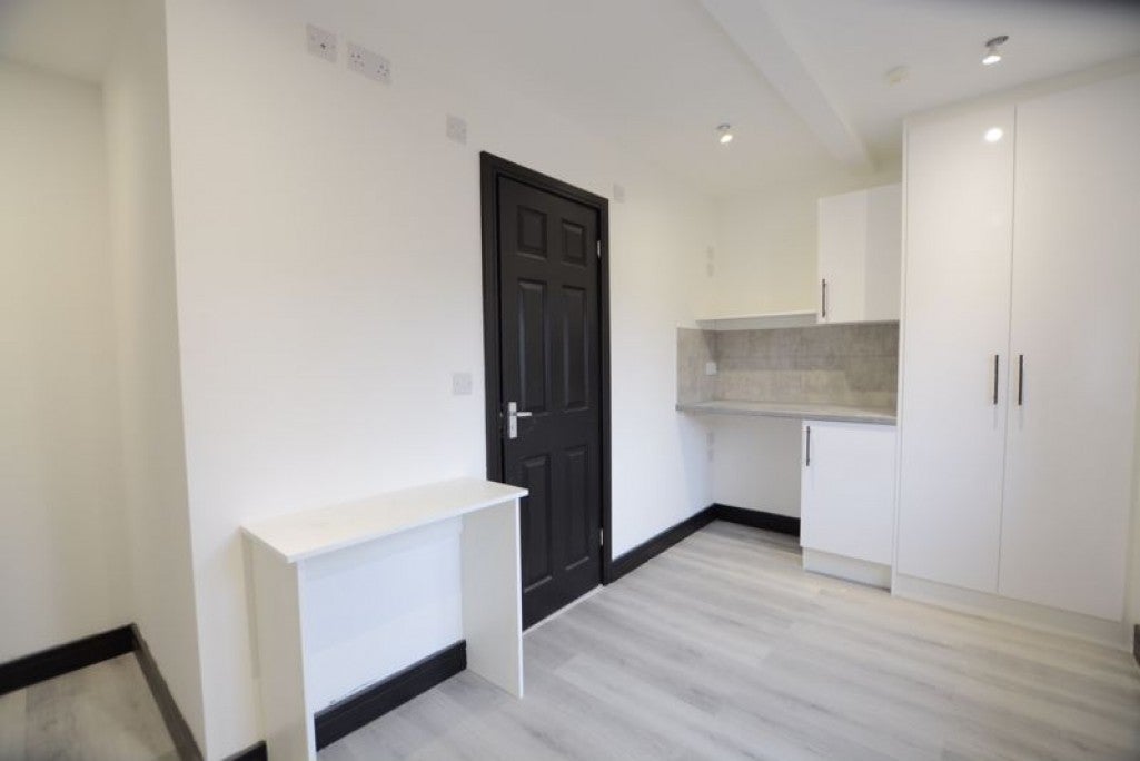 Room Station Road in Beaconsfield