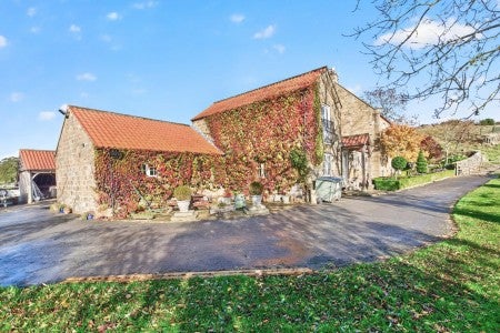 House Hutts Lane in Grewelthorpe