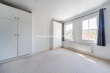 Flat Noel Road in Greater London