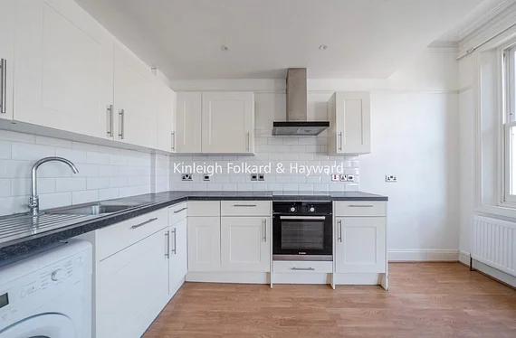 Flat Noel Road in Greater London