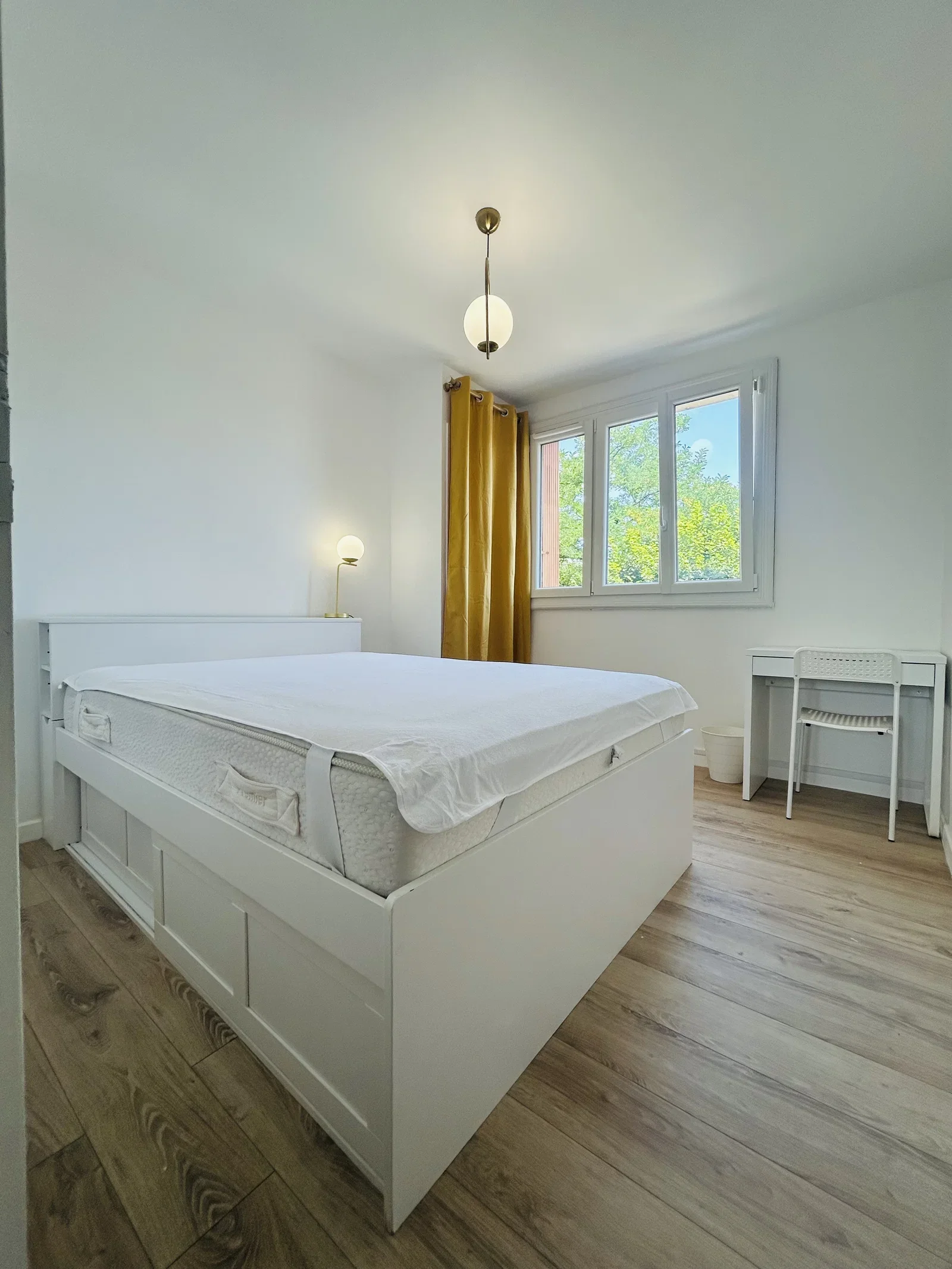 Flat Rue Paul Jaillet in Vénissieux
