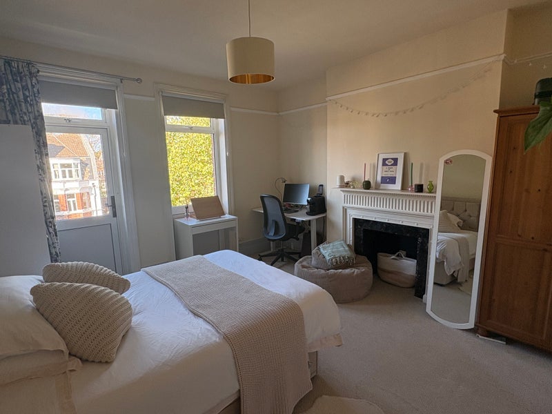 Room Elgin Avenue in City of Westminster