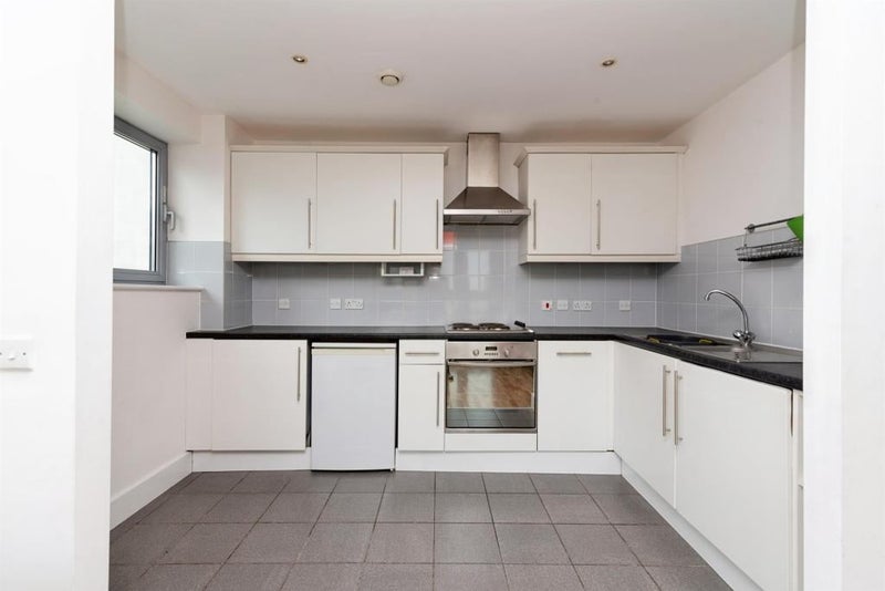 Flat Golate in Cardiff