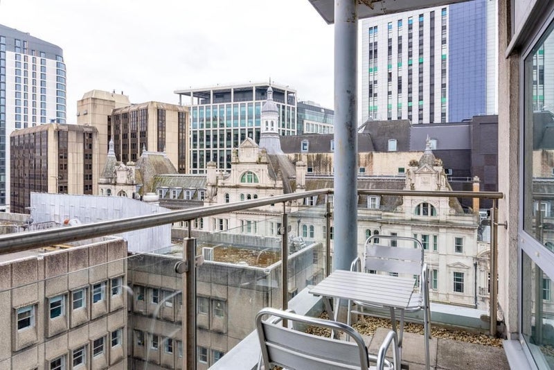 Flat Golate in Cardiff