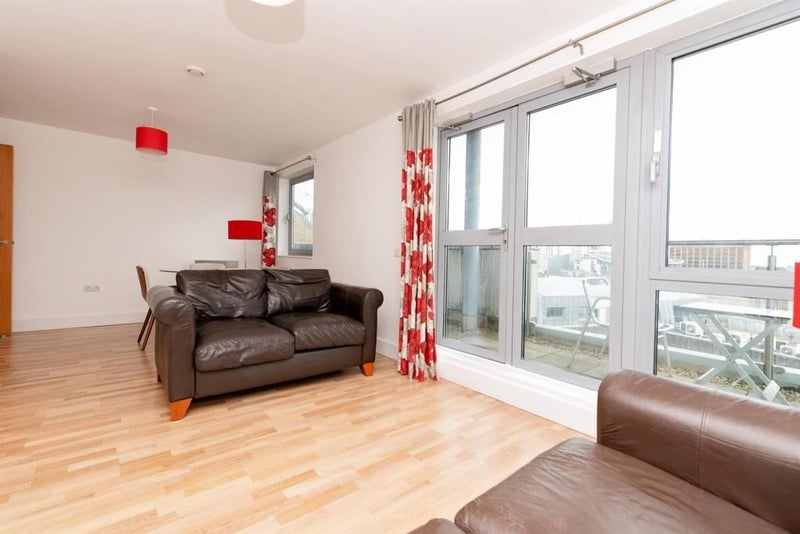 Flat Golate in Cardiff