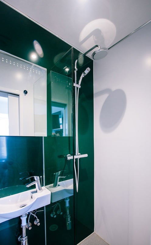 Room Bowmead in Greater London