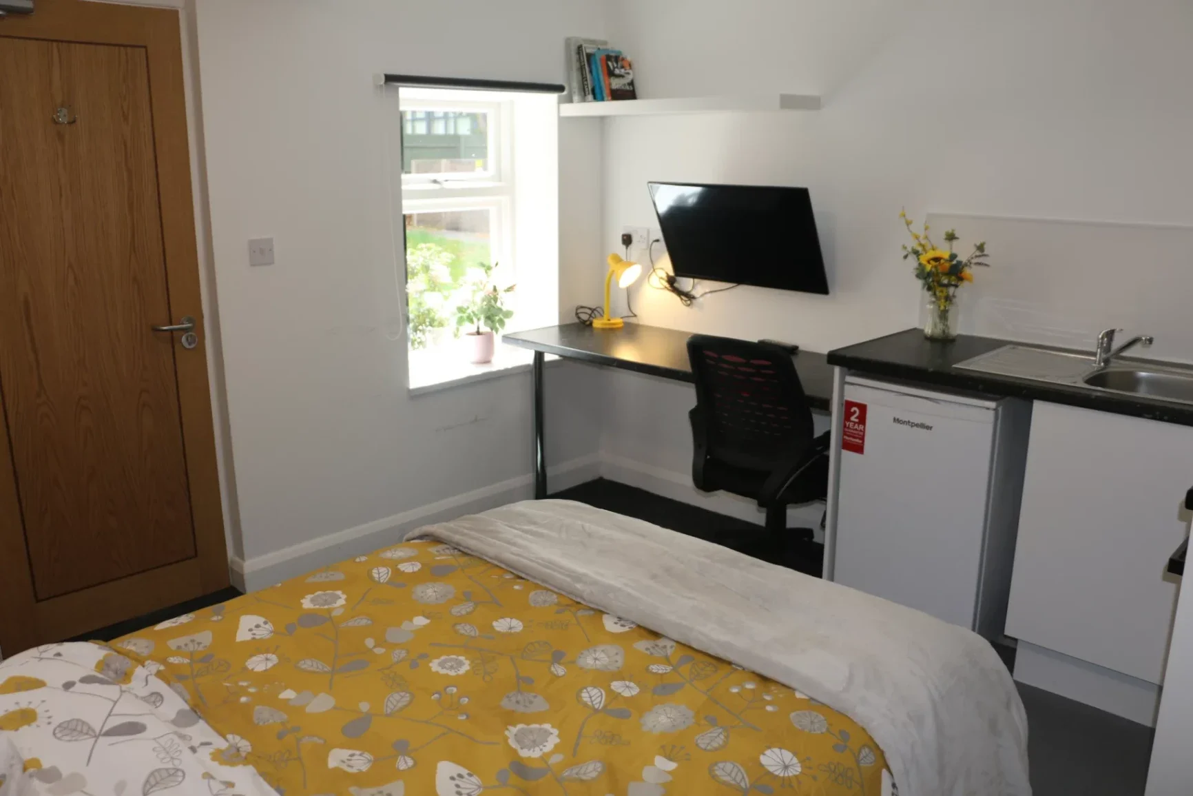 Room Regent Road in Leicester