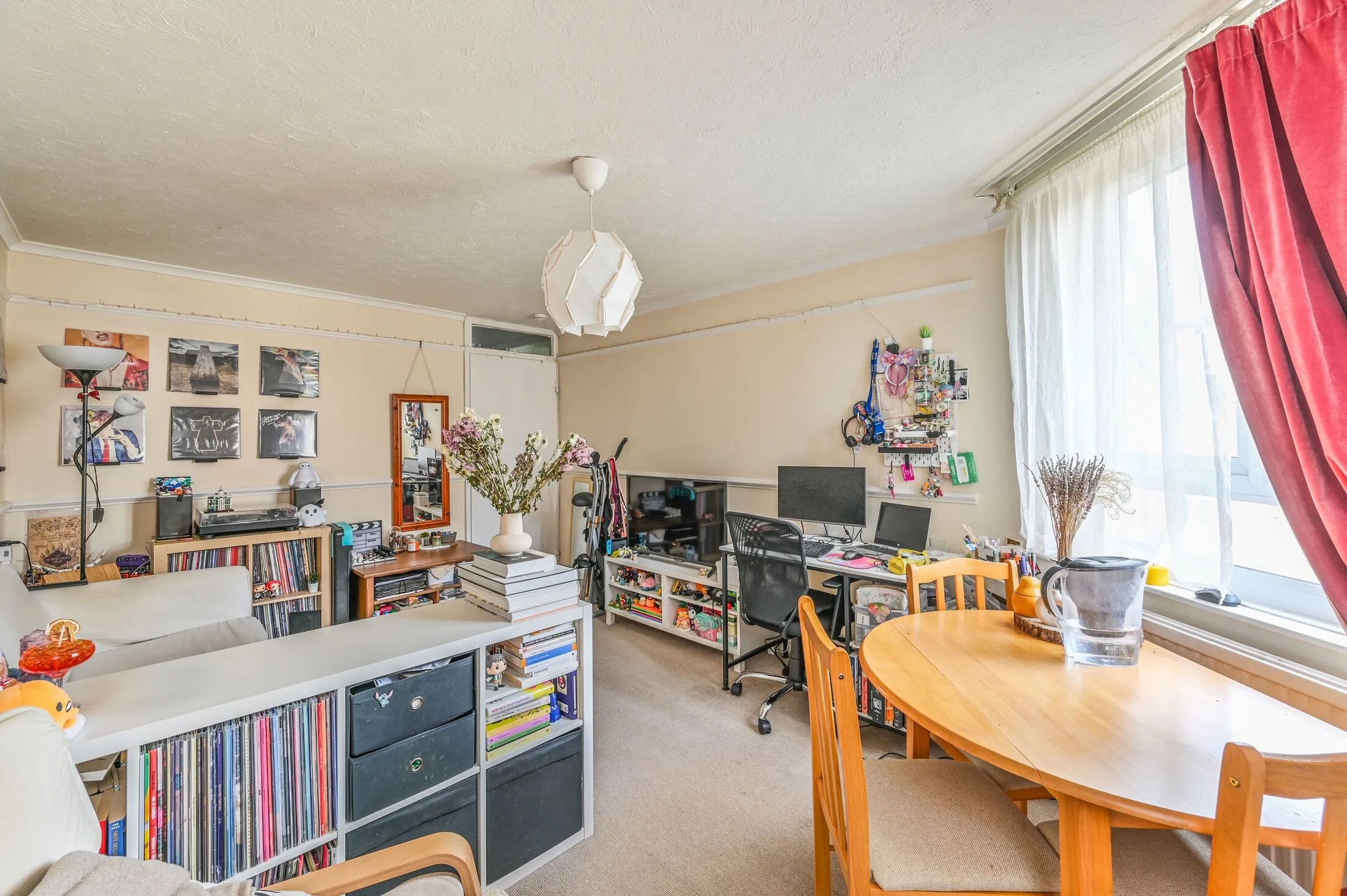 Flat John Ruskin Street in Greater London
