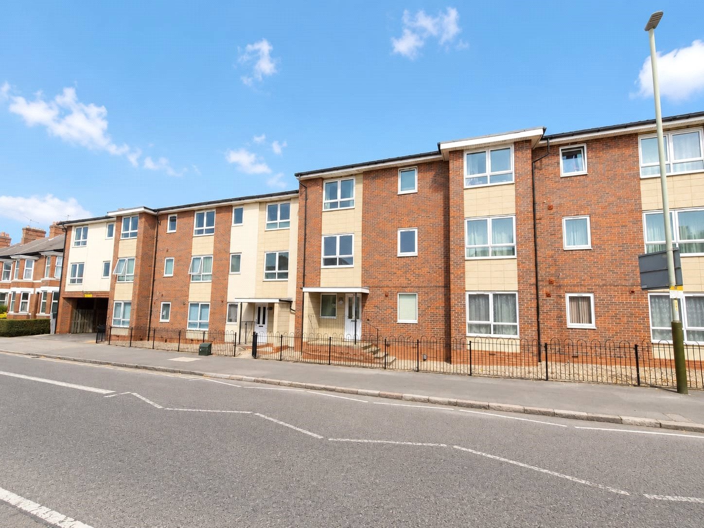 Flat Welford Road in Leicester