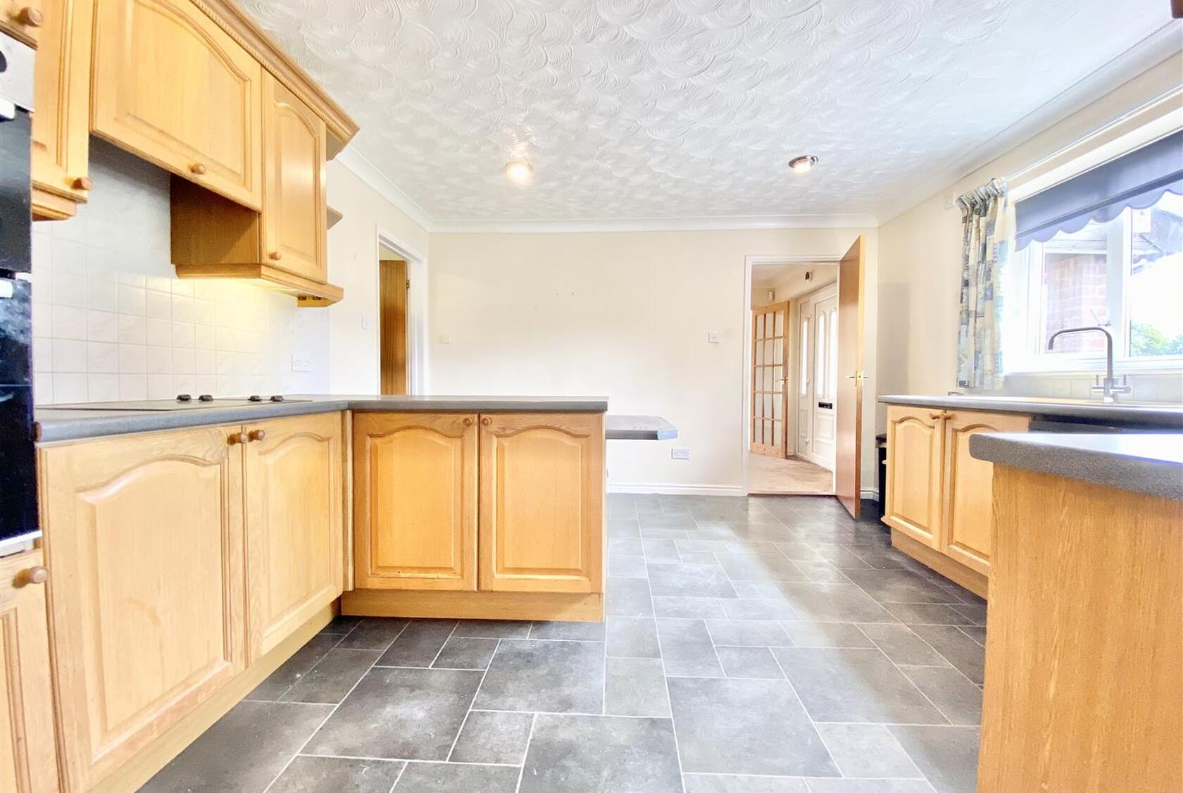 House Winfarthing Road in Diss