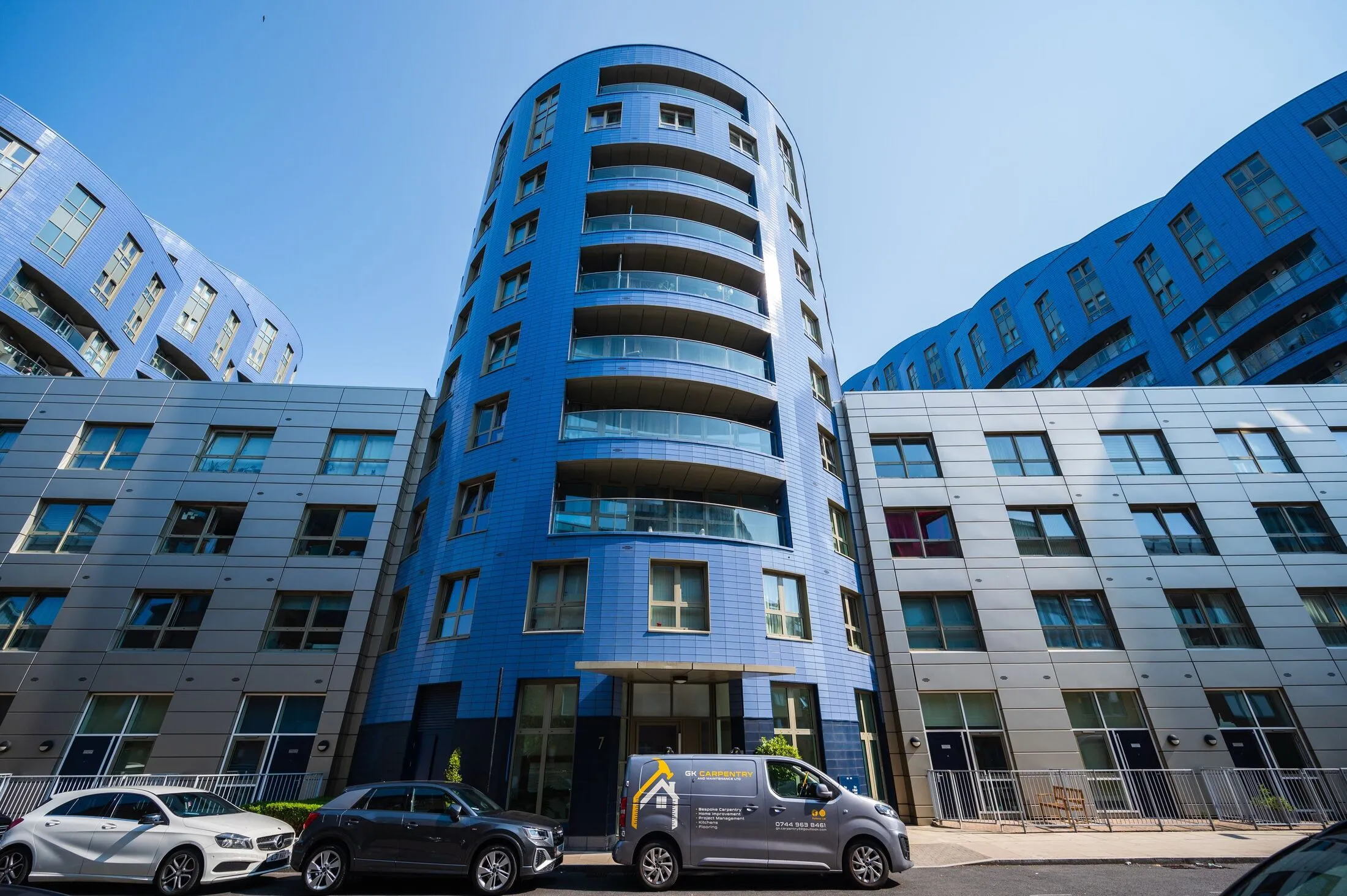 Flat Bryantwood Road in Greater London