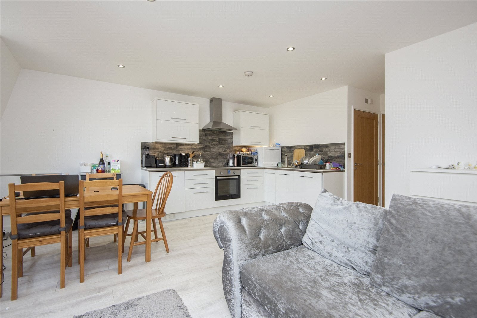 Flat Tiller Road in Greater London
