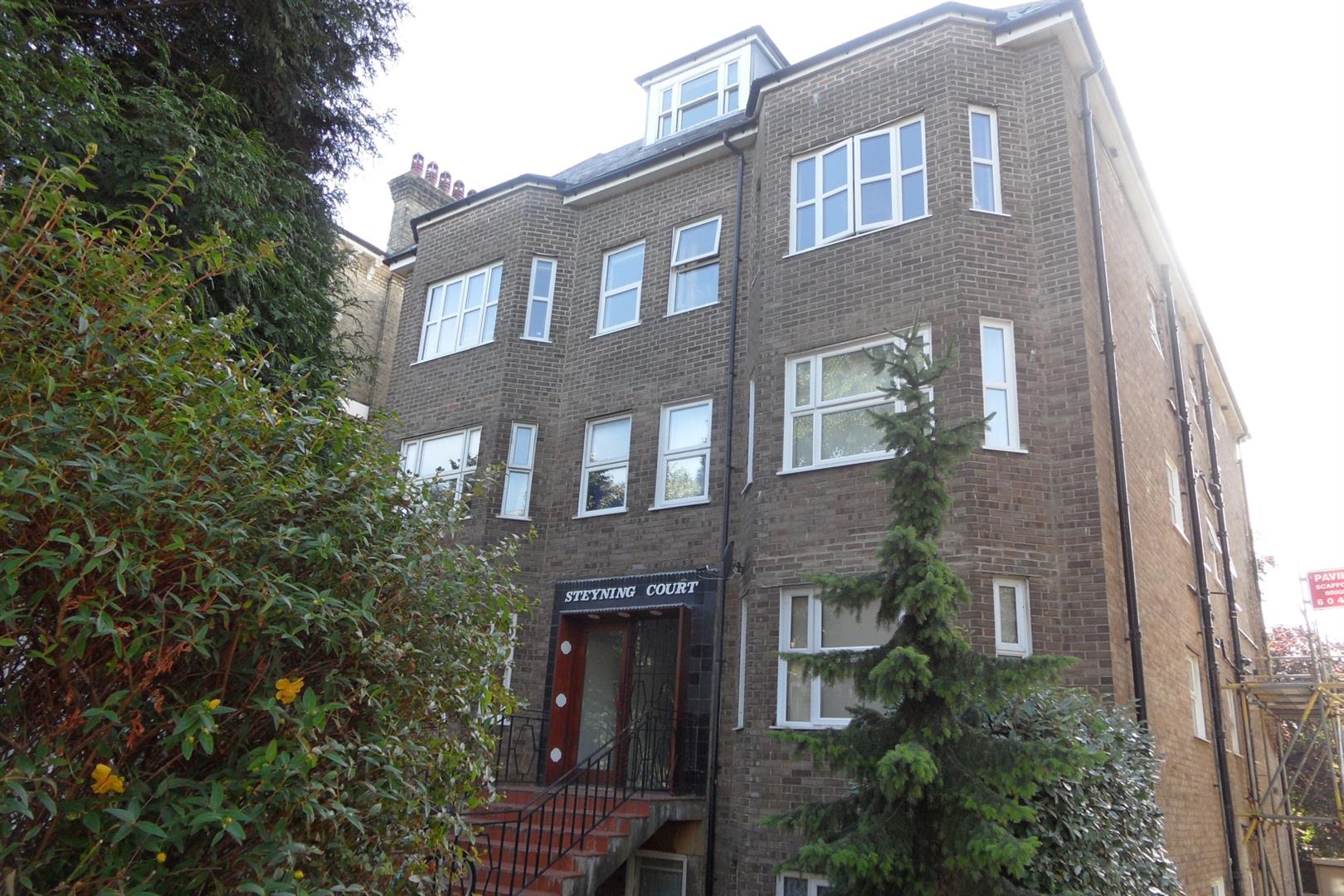 Flat Eaton Manor in Portslade by Sea