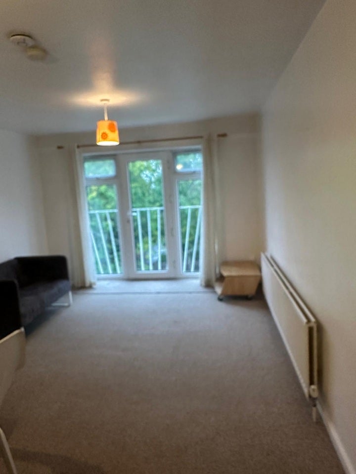 Flat Winn Road in Southampton