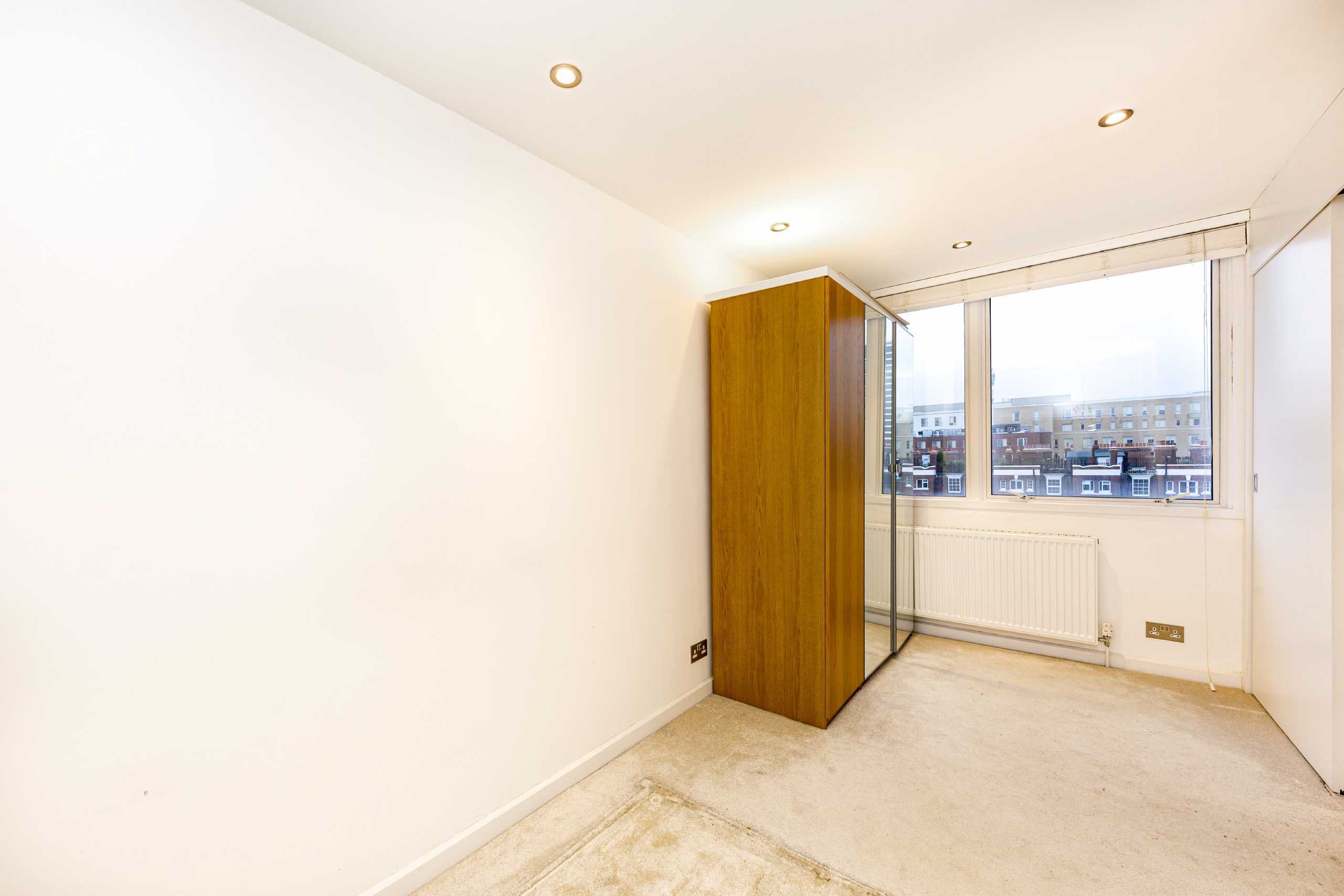 Flat Judd Street in Greater London