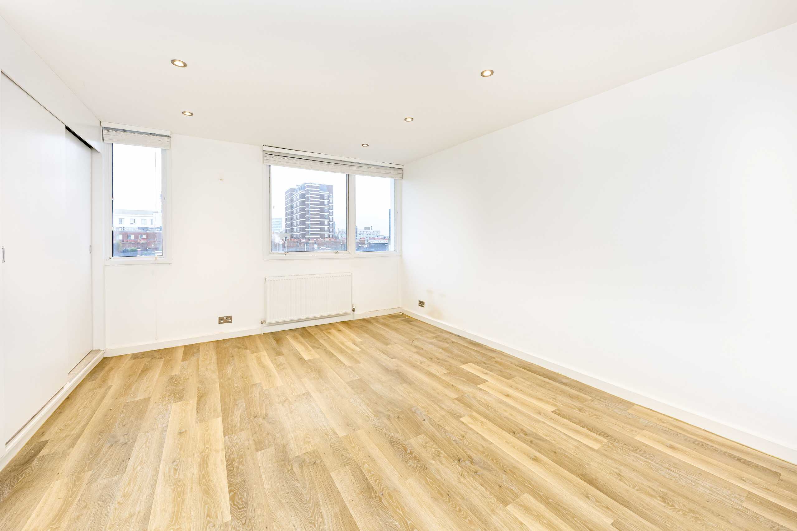 Flat Judd Street in Greater London