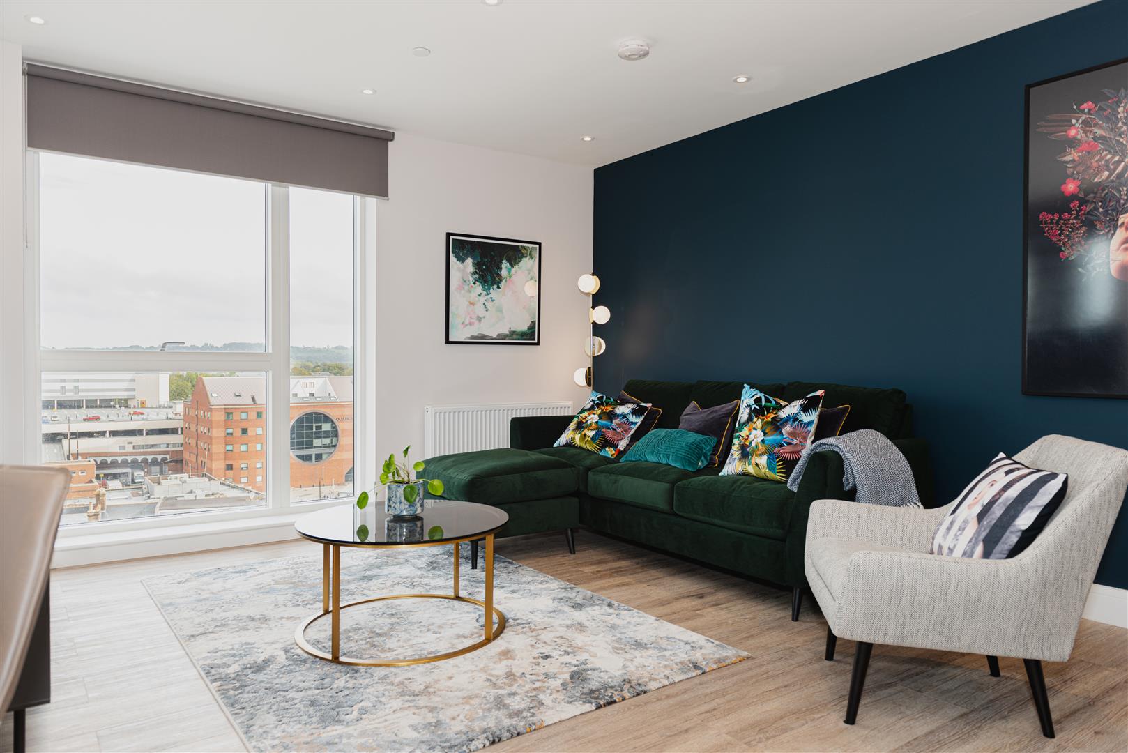 Flat Gallery Walk in Reigate and Banstead