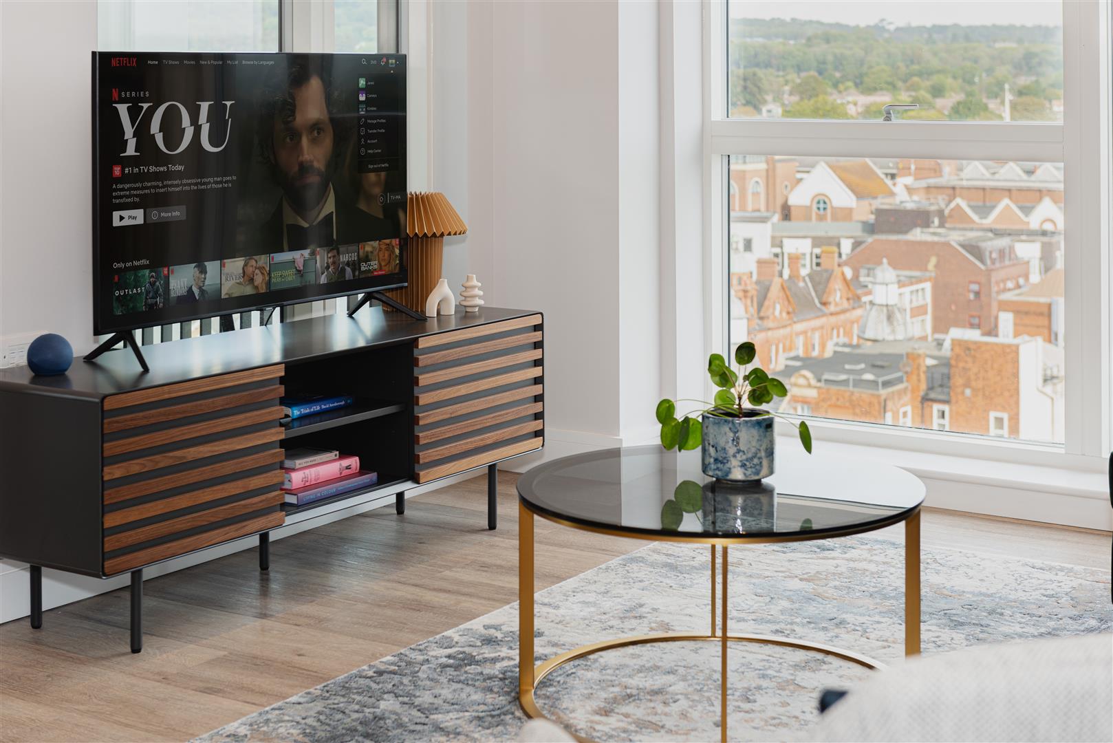 Flat Gallery Walk in Reigate and Banstead