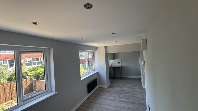 Flat Ashburnham Road in Greater London