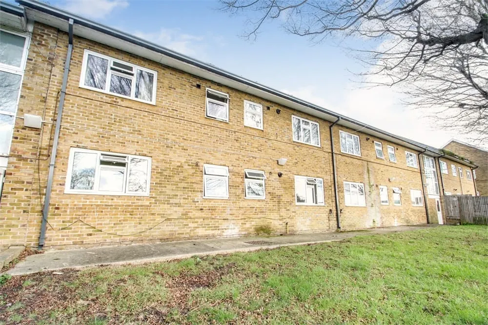 Flat Colham Green Road in Greater London