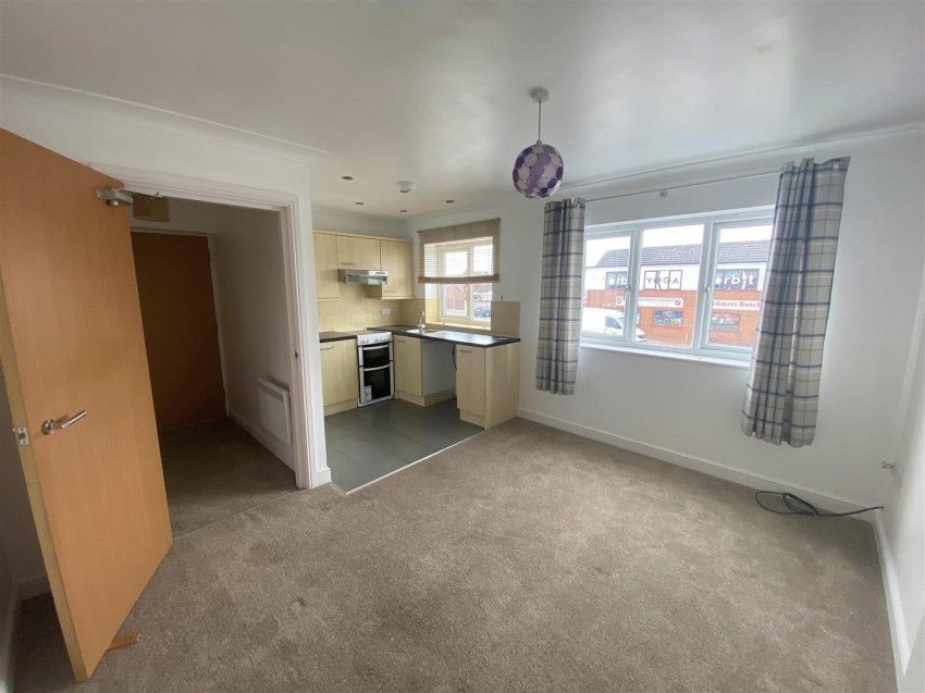 Flat Selby Road in Eggborough