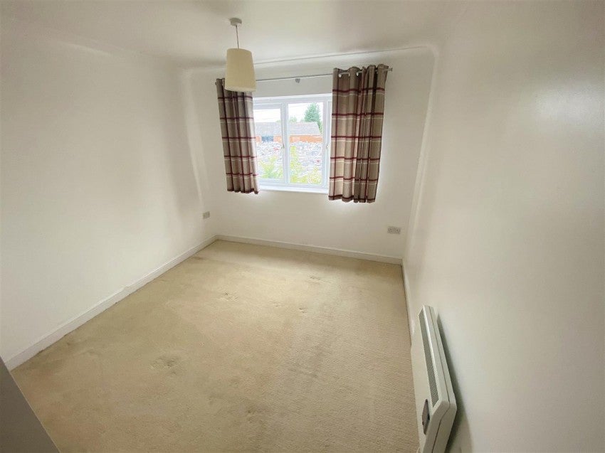 Flat Selby Road in Eggborough