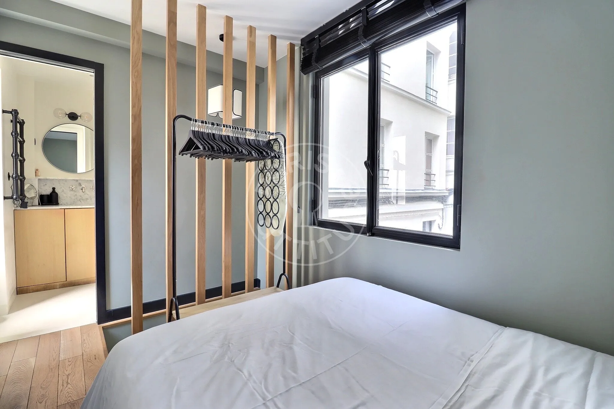 Flat Rue Saint-Jean-Baptiste de la Salle in Paris