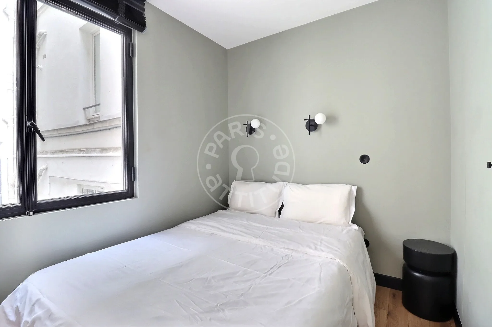 Flat Rue Saint-Jean-Baptiste de la Salle in Paris