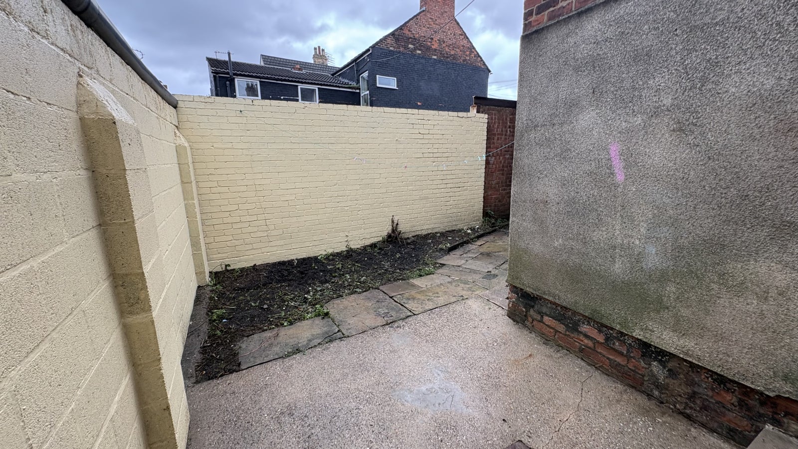 House Alexandra Road in Hull