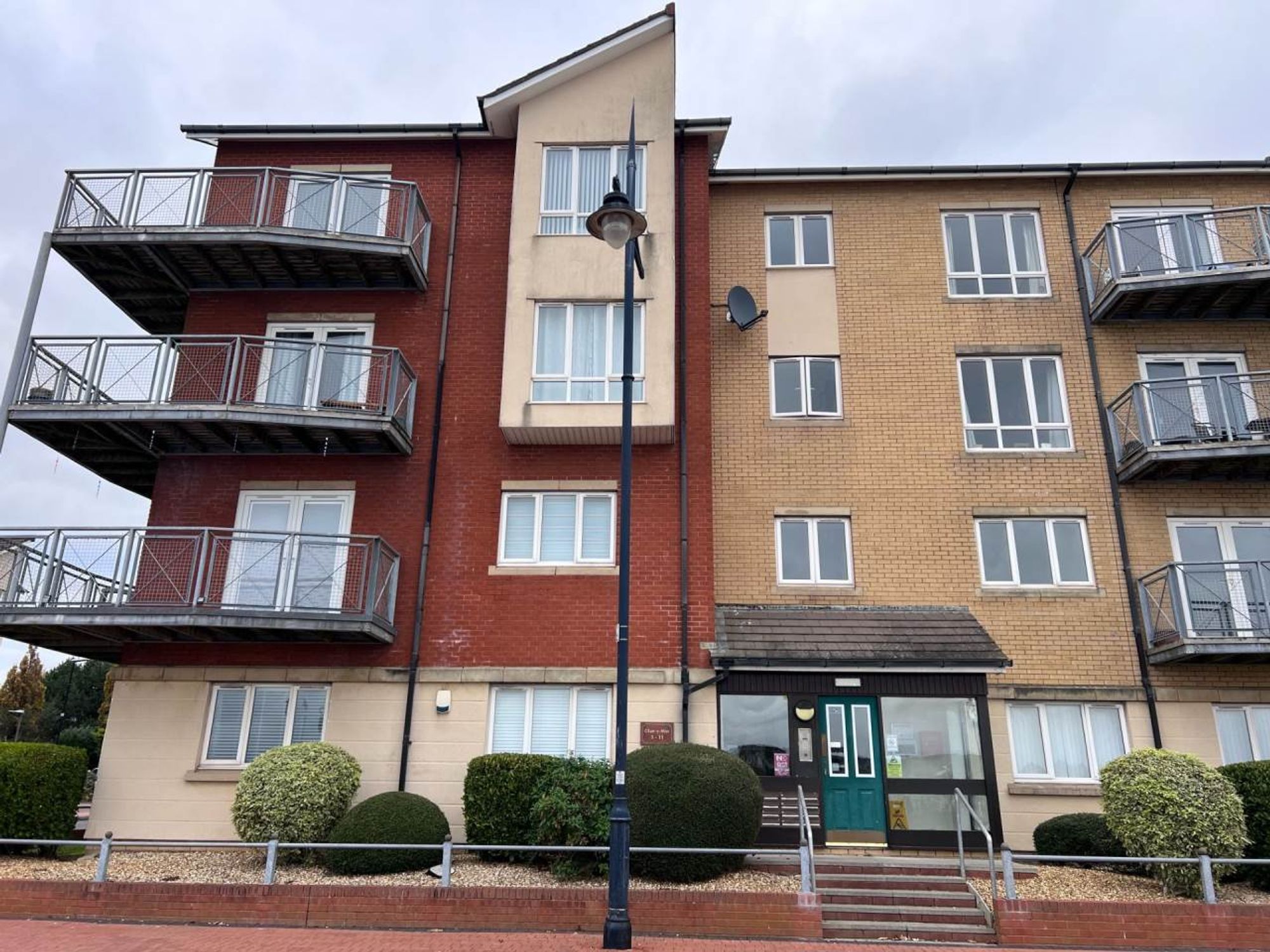 Flat Y Rhodfa in Barry