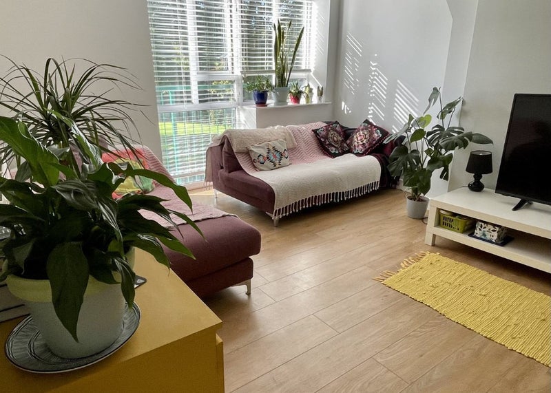 Flat Eccles New Road in Salford