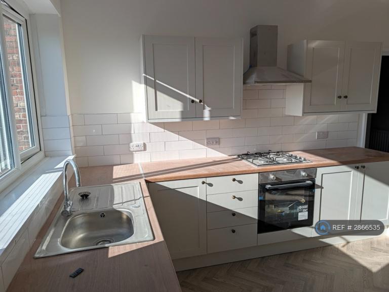 Flat Cleveland Road in North Tyneside