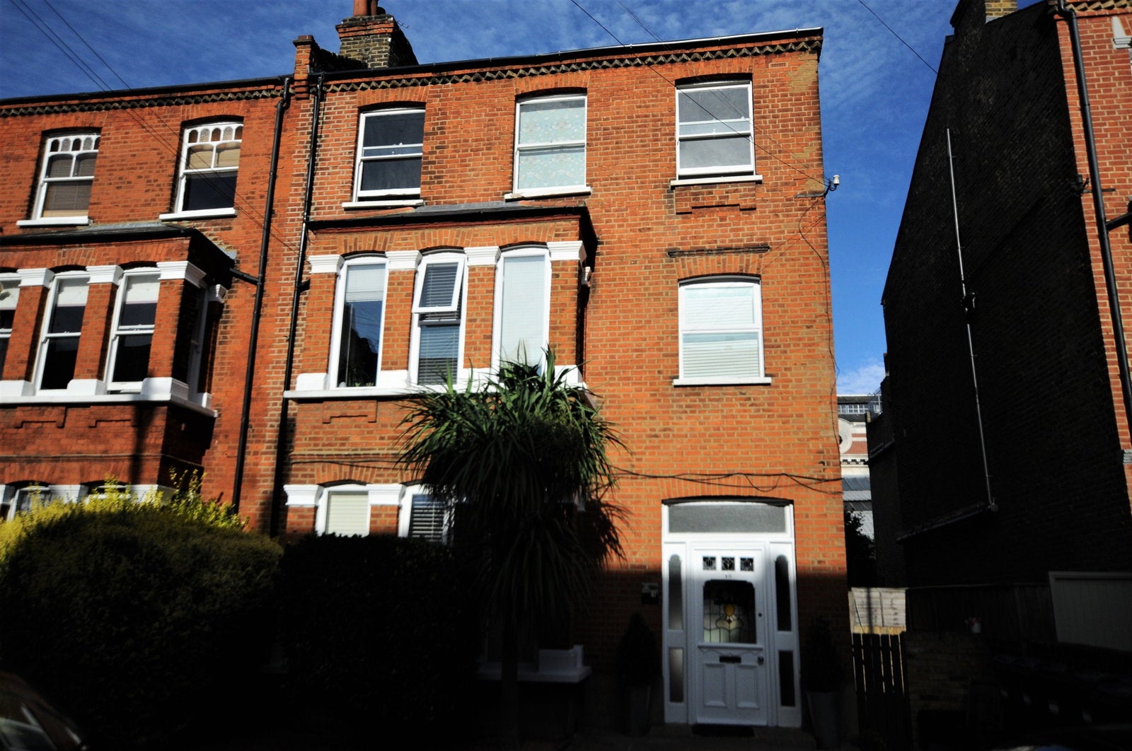 Flat Hall Road in Aveley